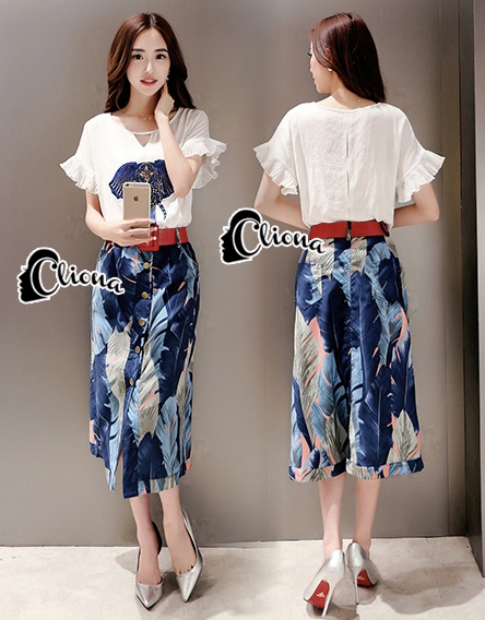 พร้อมส่ง เสื้อแขนระบายพริ้วๆ สีขาวรูปช้าง กระโปรงลายใบไม้