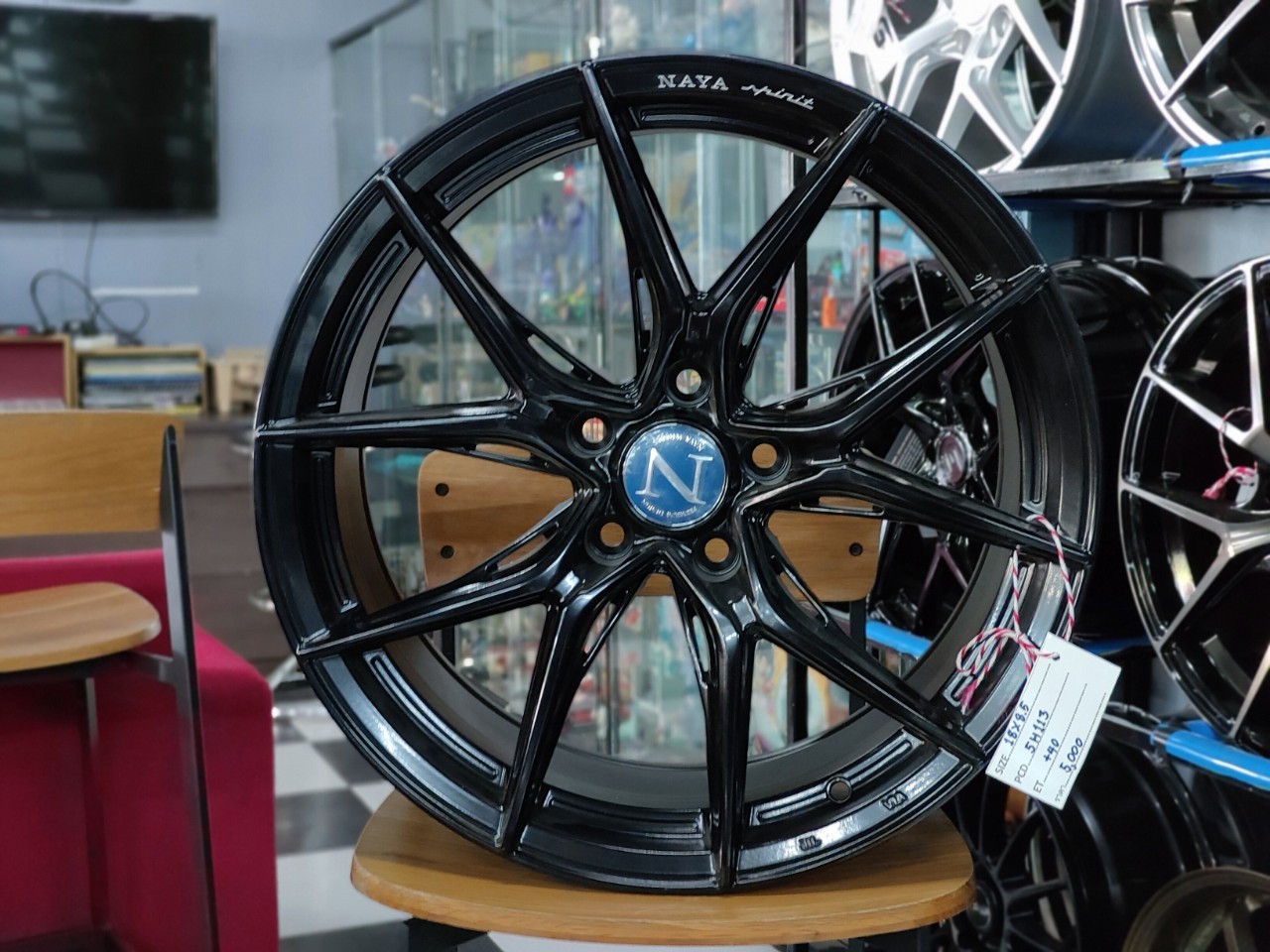 ล้อ NAYA SUPREME ขอบ 18x8.5 5x112 ET+40 สีดำเงา *ราคาต่อวง