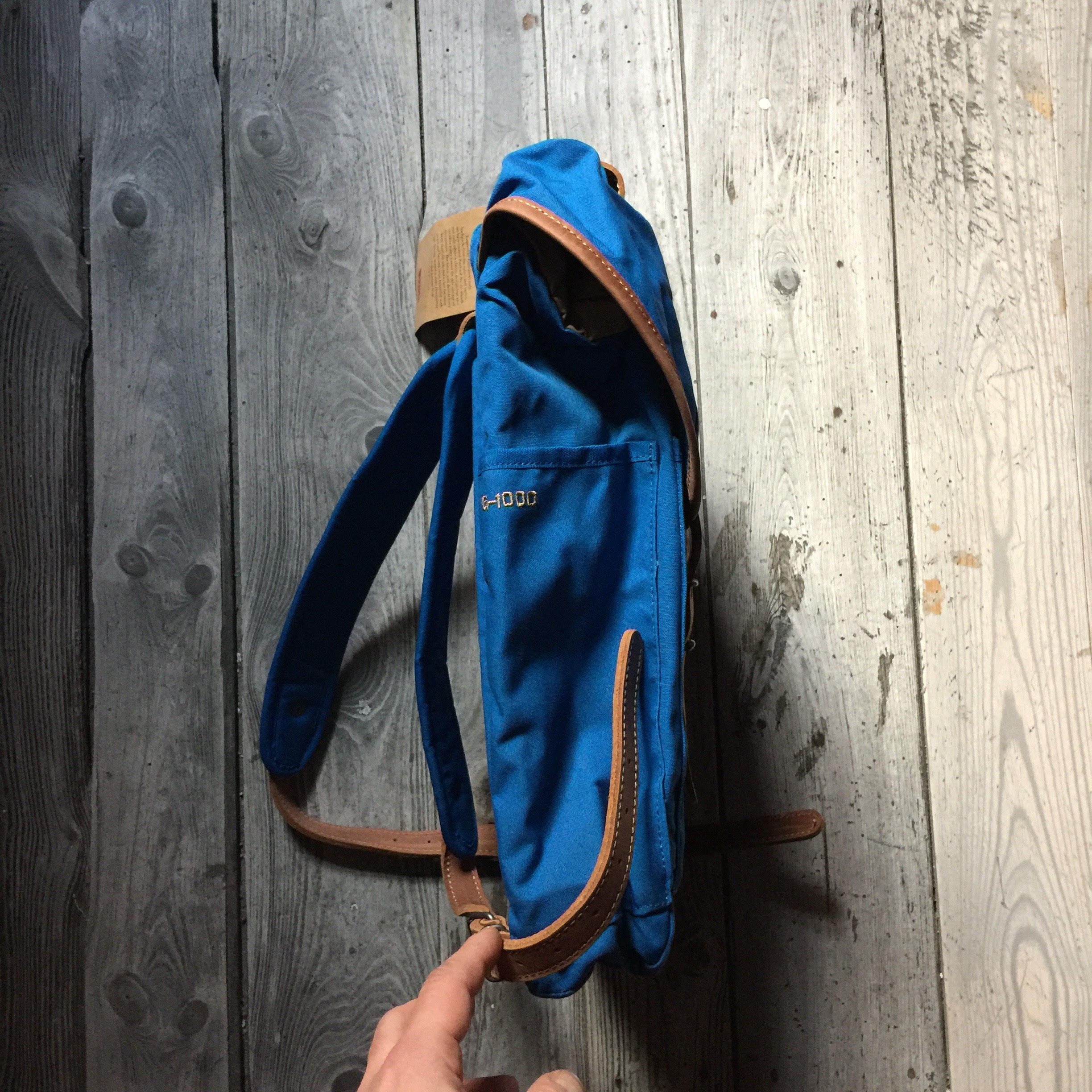 Fjallraven - NO.21 size MEDIUM สีฟ้า (UNCLE BLUE)