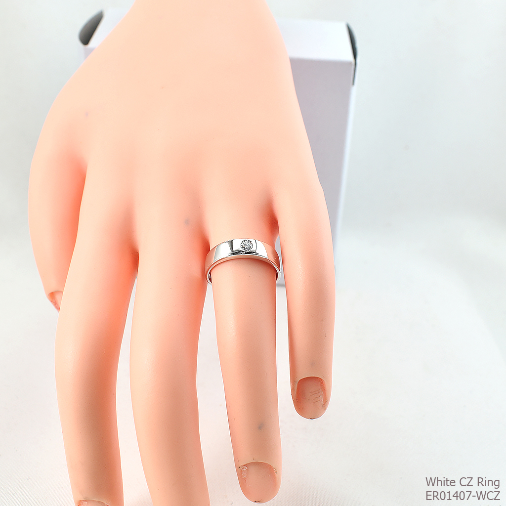 SKJewelryFactory แหวนปลอกมีด แหวนเพชร 10 ตัง สไตล์แหวนปลอกมีด ER01407-WCZ