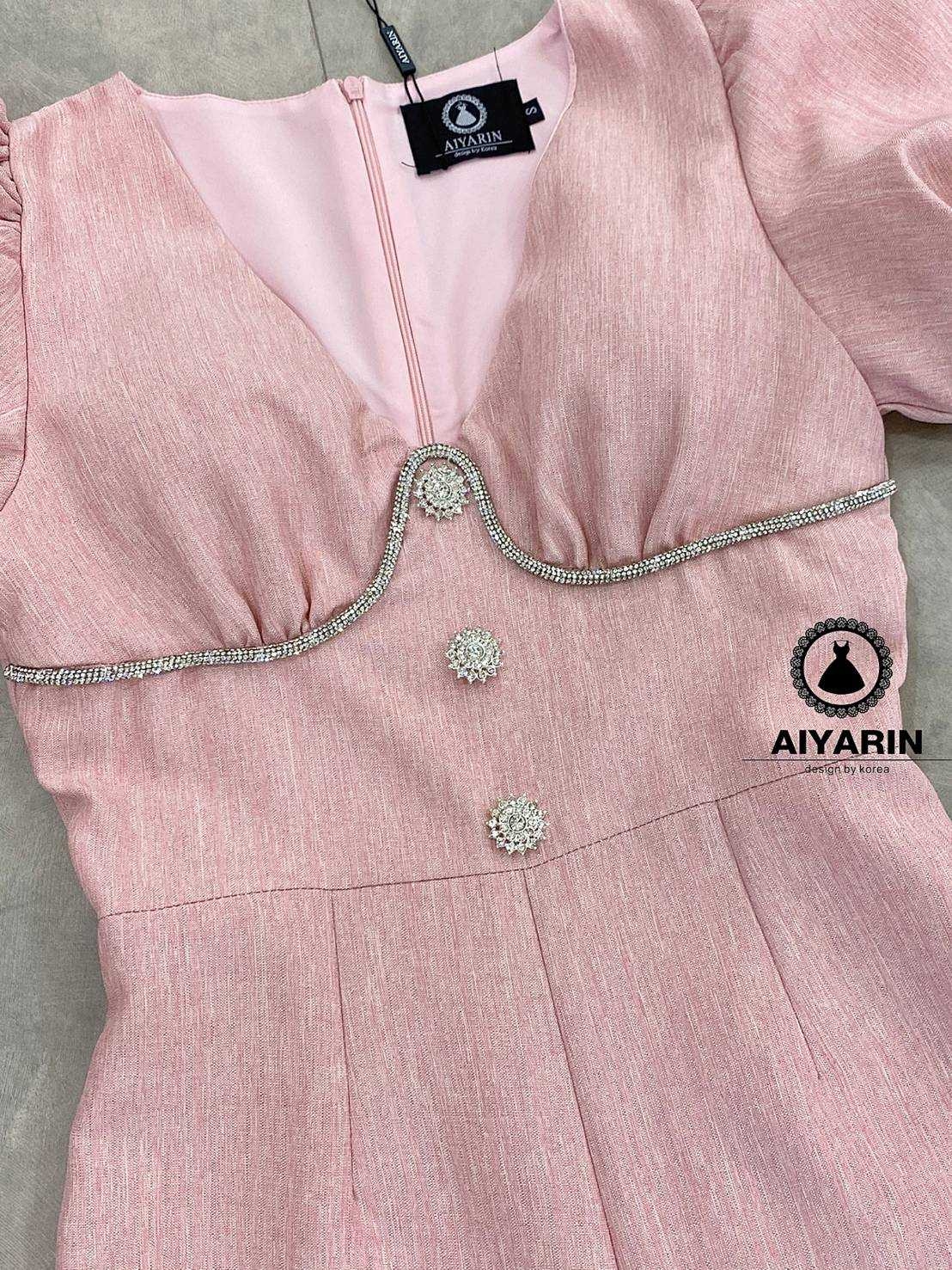 เสื้อผ้าเกาหลี พร้อมส่ง จั้มสูท ผ้าเนื้อดีมีนำ้หนัก