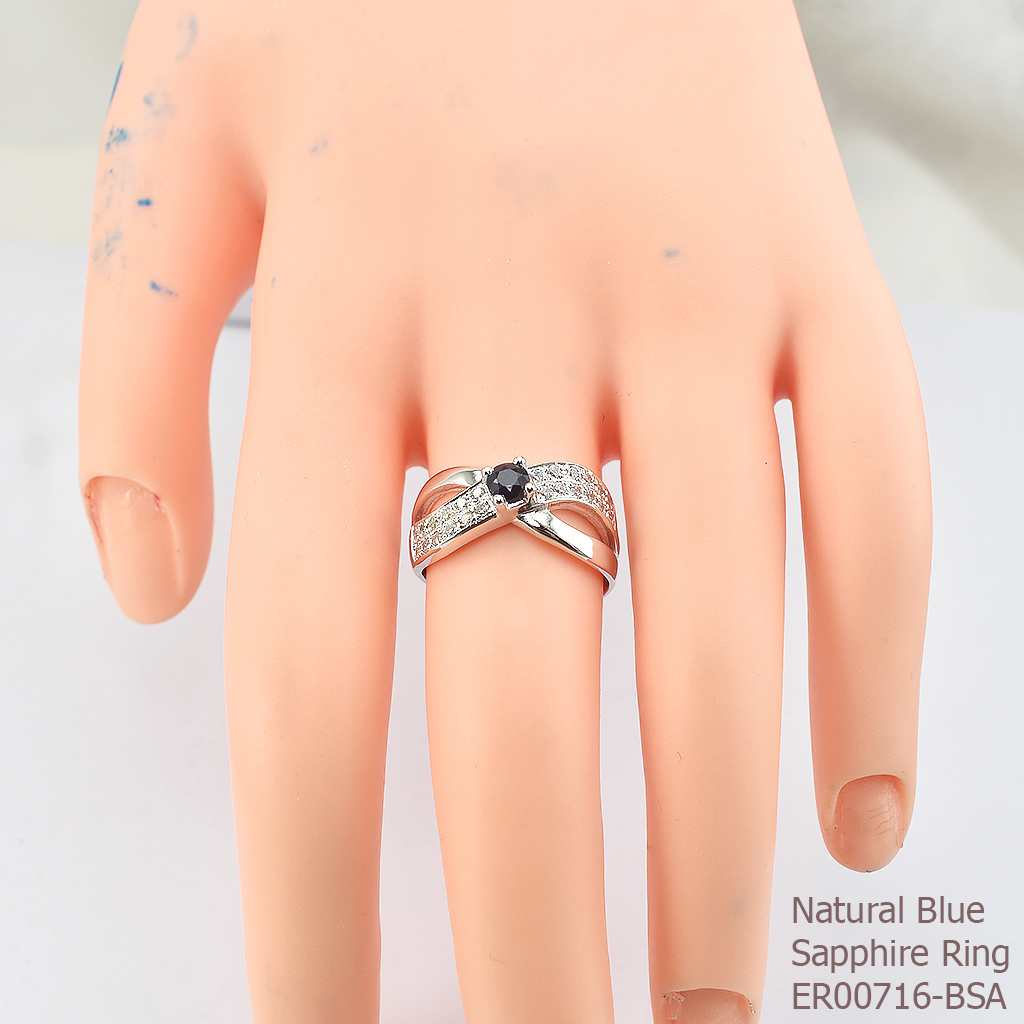 SKJewelryfactory แหวนเงินแท้ 92.5% ฝังพลอยไพลินแท้ สไตล์สวยหรู ER00716-BSA