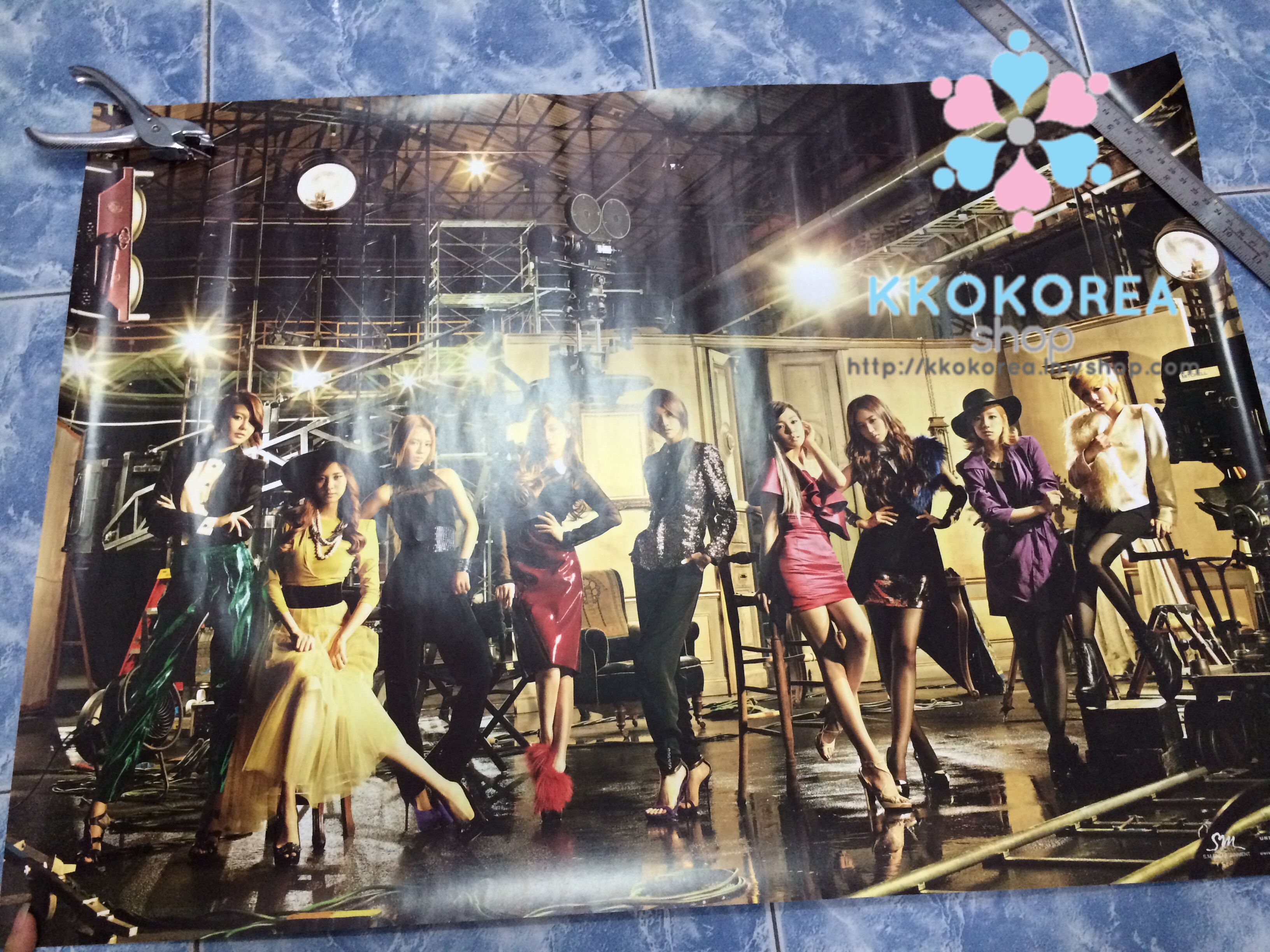 [Poster พร้อมส่ง 1 ใบ] SNSD : Jap. 1st Album Repackage - The Boys