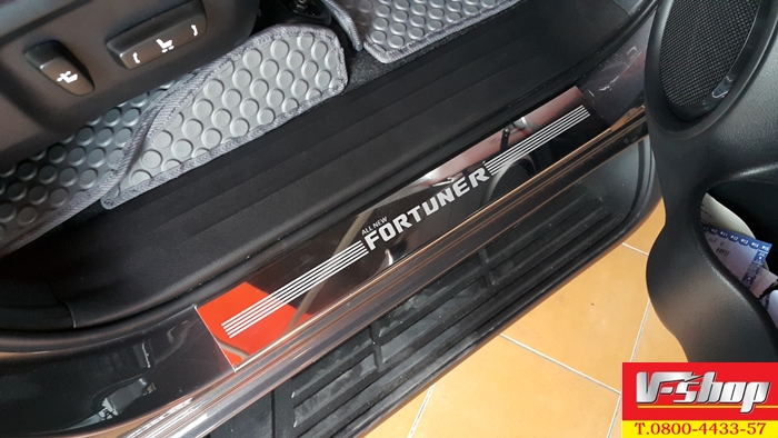สครัฟเพลท New Fortuner แบบถอดพลาสติกเก่าออก
