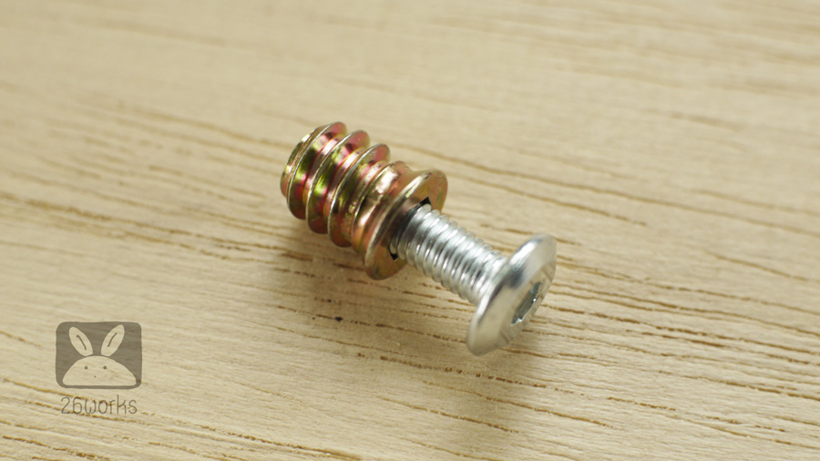 พุกตัวหนอนมีปีก M6x12.5 mm