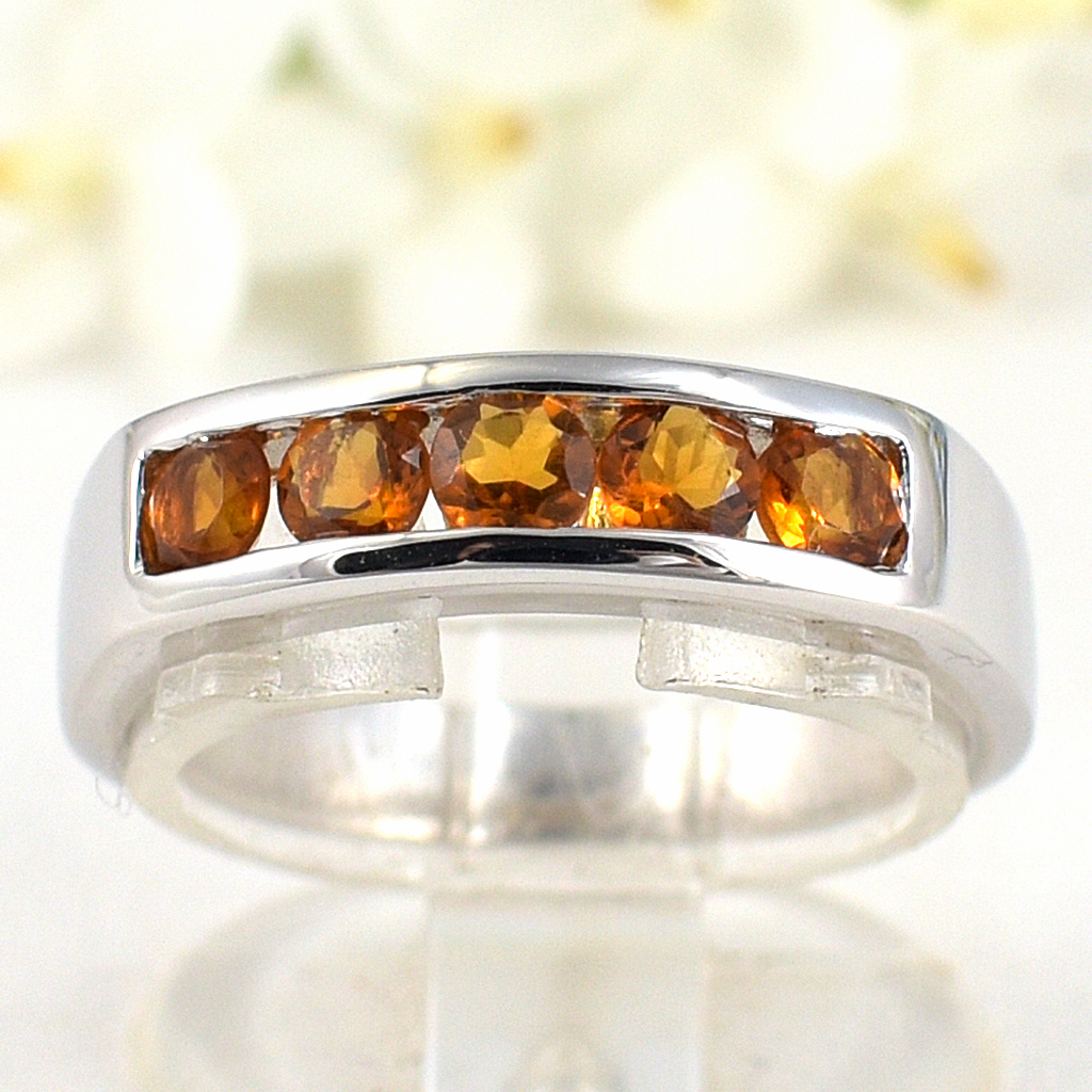 SKJewelryfactory แหวนเงินแท้ 92.5% ฝังพลอยซิทรินแท้ สไตล์แหวนแถว เรียบหรู ER00690-CIT
