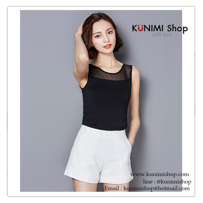 เสื้อกล้าม เสื้อซับใน มี 2 สี สีขาว สีดำ ช่วงไหล่ลงมาถึงหน้าอก ตัดแต่งด้วยผ้าซีทรู ทั้งด้านหน้าแลด้านหลัง ผ้ายืด ใส่สบาย รอบอกไม่เกิน 35 นิ้ว / เสื้อยาว 55 cm. มี 2 สี ขาว , ดำ 