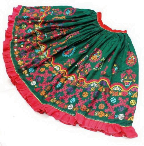 กระโปรงผ้าอินเดีย ผ้าปักมือ ฺBJS010 / Vintage Kuchi Tribal Belly Dance Mirror Skirt ฺBJS010