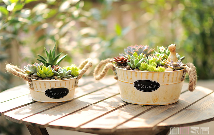 Pre-Order กระถางต้นไม้ทรงถังกลม มีหูเชือก สังกะสีทำสีเก่า เซต 2 ใบ Zakka