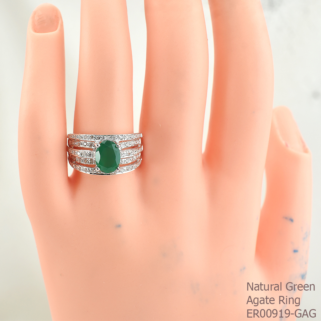 SKJewelryFactory แหวนพลอยกรีนอะเกทแท้ เหมาะสำหรับคนเกิดวันพุธ แถมฟรีกล่องใส่เครื่องประดับ และผ้าเช็คแหวน ER00919-GAG