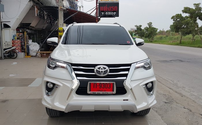 ชุดแต่ง New Fortuner จากค่าย Freeform 