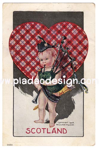 กระดาษเดคูพาจพิมพ์ลาย สำหรับทำงาน เดคูพาจ Decoupage งานฝีมือ งาน Handmade แนวภาพ vintage วินเทจ เป็นภาพวาด หนูน้อยชาวสก๊อตแลนด์เป่าปี่สก๊อต มีฉากหลังเป็นหัวใจลายสกีอต (ปลาดาวดีไซน์)