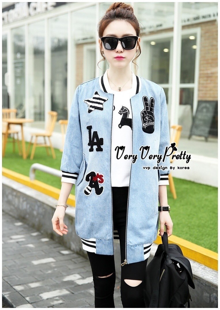 พร้อมส่ง แจ๊คเกตยีนส์เดนิม แต่งขอบลายริ้ว