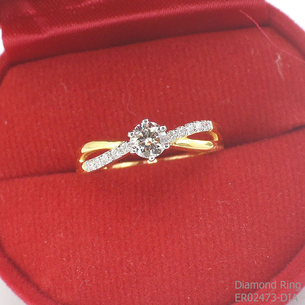 แหวนทองคำแท้ 75%(18K) ฝังเพชรแท้ ER02473-DIA-18K