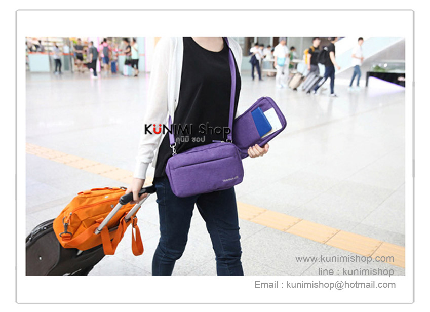 กระเป๋าใส่พาสปอร์ต กระเป๋าถือใส่เงิน นามบัตร บัตรATM มือถือ เอกสารต่างๆ หรือใส่ของจุกจิก มีซิปเปิดปิด พร้อมสายคล้อง สามารถใส่เข้าและถอดออกได้ ด้านใน มีช่องให้ใส่บัตรและเอกสารมากมา และมีช่องซิบไว้ใส่ของสำคัญ มีช่องเสียบปากกา ผ้าสวย งานคุณภาพคะ ขนาดกระทัดรัด ง่ายต่อการพกพา ขนาด : 25 x 15 cm. 