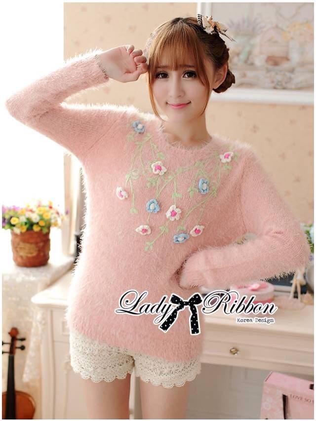 พร้อมส่ง สเวตเตอร์ถักนิตตกแต่งดอกไม้ถักโครเชต์