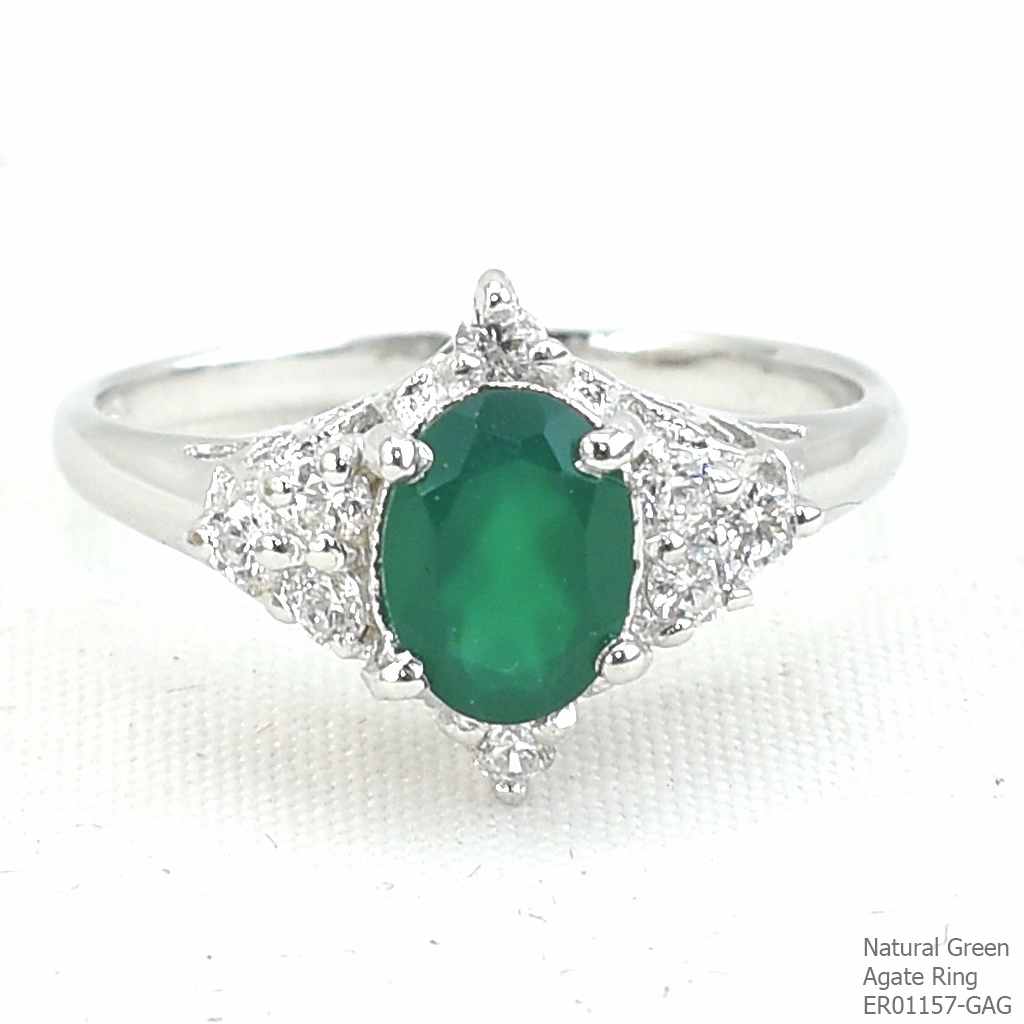 SKJewelryfactory แหวนพลอยกรีนอะเกทแท้ สีเขียวมรกตล้อมเพชร ER01157-GAG