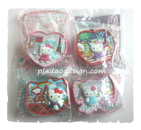 2010 McDonald's Happy Meal แมคโดนัลด์ ของเล่น ของสะสม Hello Kitty กล่องกุ๊กกิ๊ก ออกเมื่อ สิงหา 53 อยู่ในแพ็คค่ะ MIP
