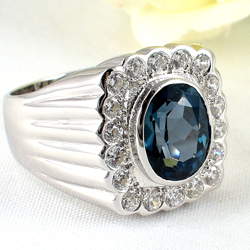 SKJewelryFactory แหวนชายพลอยสีฟ้าเข้ม ไฟดี พลอยลอนดอนบลูโทปาซแท้ MR00391-LBT