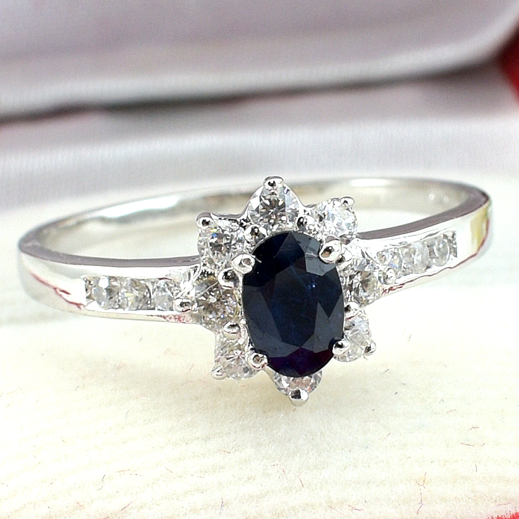 SKJewelryfactory แหวนเงินแท้ 92.5% ฝังพลอยไพลินแท้ ดีไซด์น่ารัก ER00663-BSA