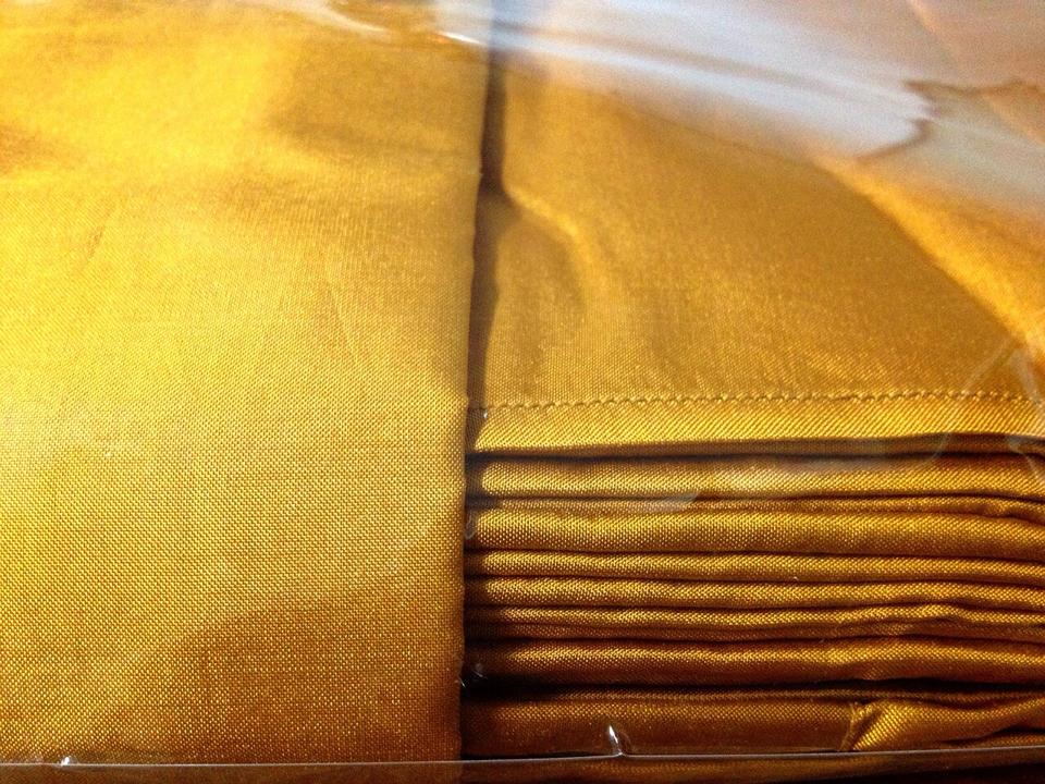 ผ้าไตร 9 ขันธ์