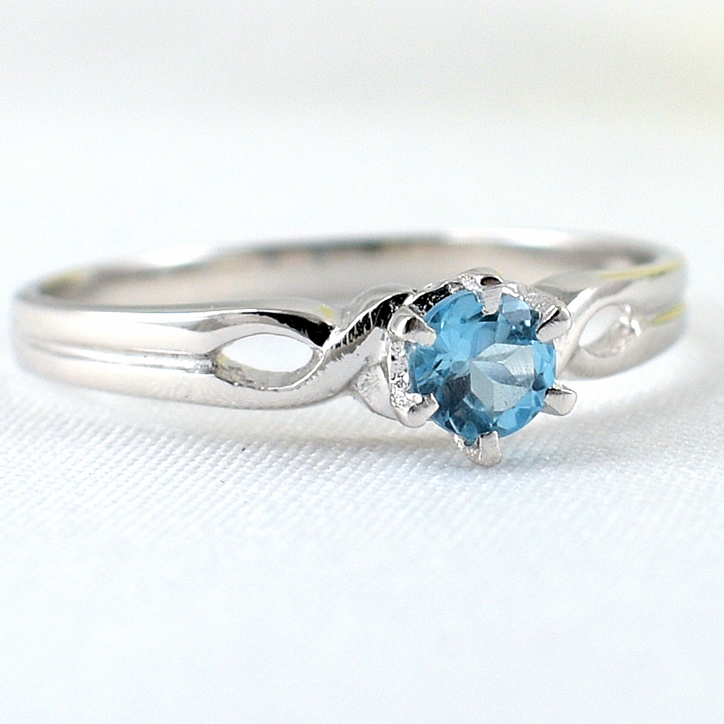 SKJewelryfactory แหวนเงินแท้ 92.5% ฝังพลอยสวิสบลูโทปาซแท้ สไตล์น่ารัก หวานๆ ER00239-SBT