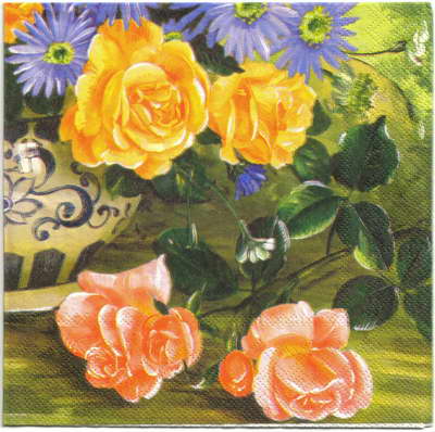 แนวภาพดอกไม้ ดอกกุหลาบส้ม เยอบีร่า ในแจกัน เป็นภาพเต็มแผ่น Vintage Rose กระดาษแนพกิ้นสำหรับทำงาน เดคูพาจ Decoupage Paper Napkins ขนาด 33X33cm