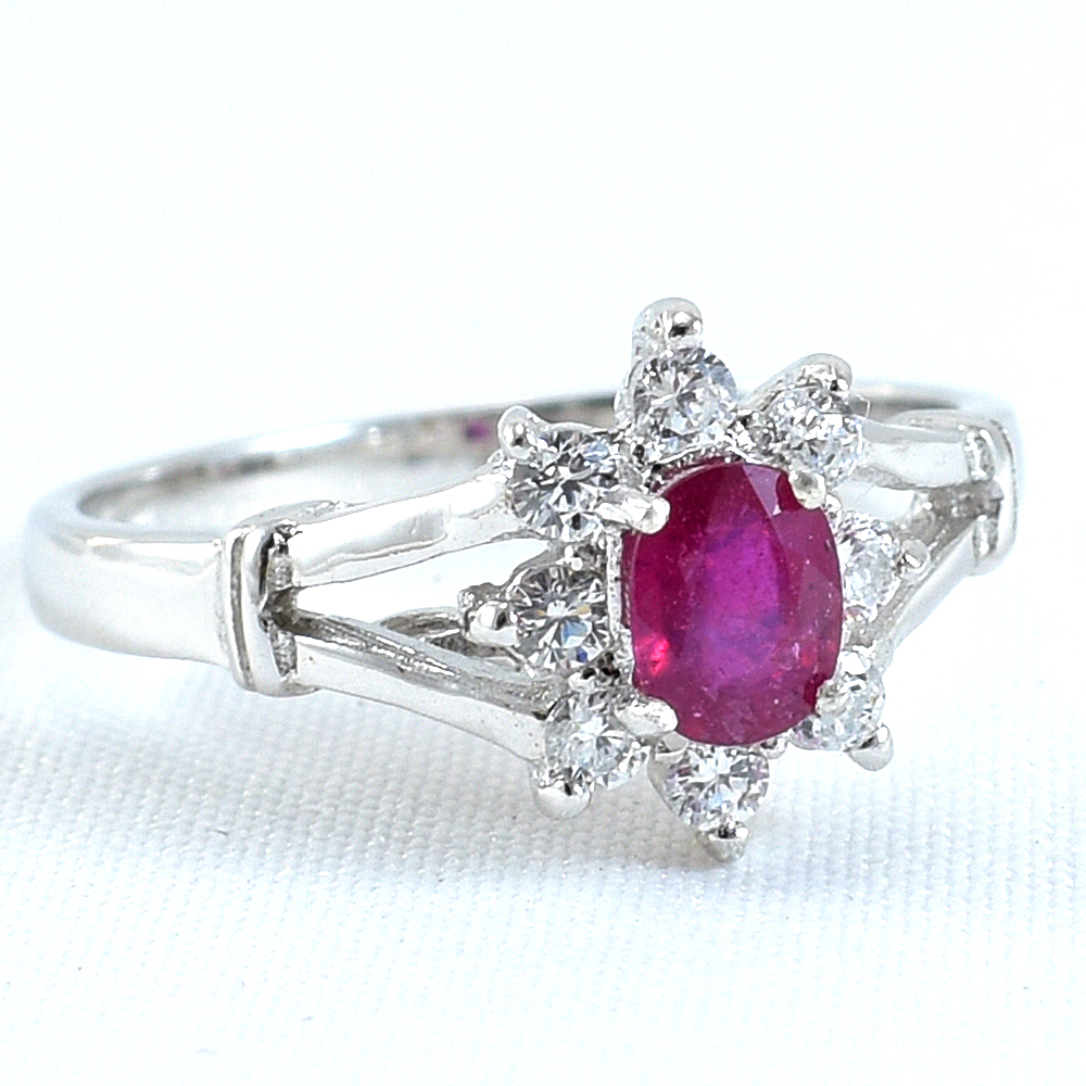 SKJewelryfactory แหวนทับทิมแท้ ล้อมเพชร ER01228-RBY