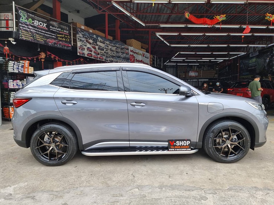 บันไดข้างตรงรุ่น สำหรับ Atto3