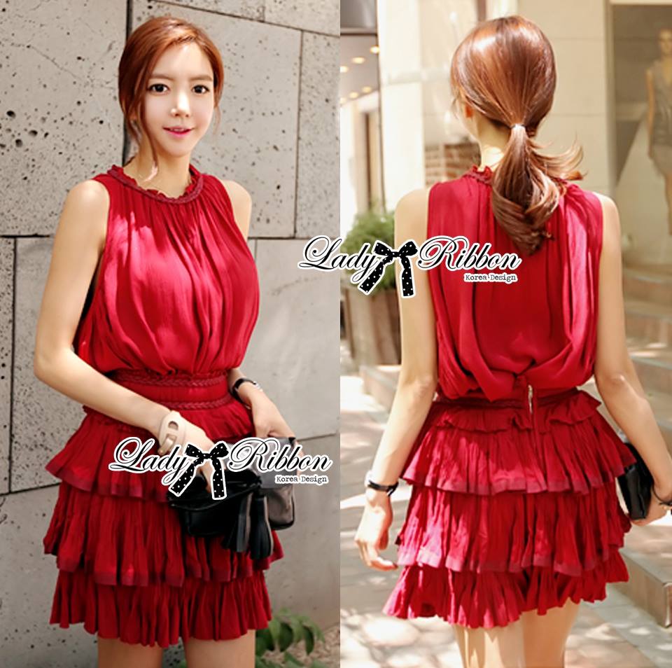 พร้อมส่ง เซ็ตเสื้อแขนกุดและกระโปรงตกแต่งชั้น