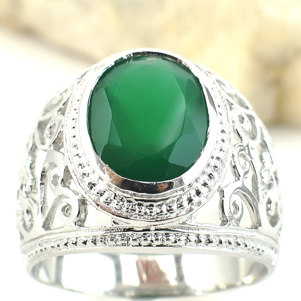 SKJewelryFactory แหวนชาย ฉลุลายด้านข้าง ใส่แล้วไม่อับนิ้ว แหวนพลอยกรีนอะเกทแท้ MR00494-GAG