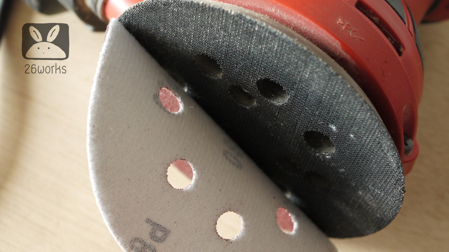 กระดาษทรายกลม 5 นิ้ว 8 รู กล่องละ 50 แผ่น เลือกเบอร์ด้านใน