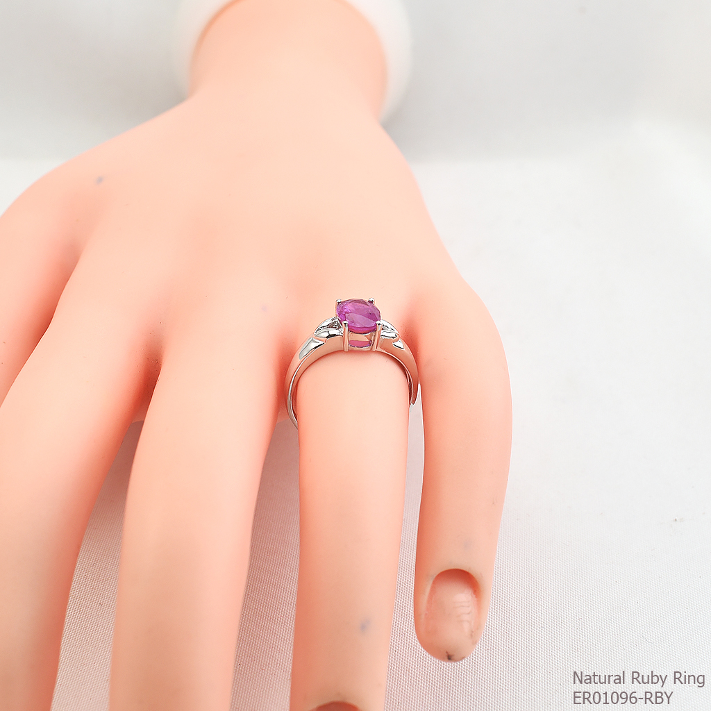 แหวนเงินแท้ฝังพลอยทับทิมแท้ ER01096-RBY
