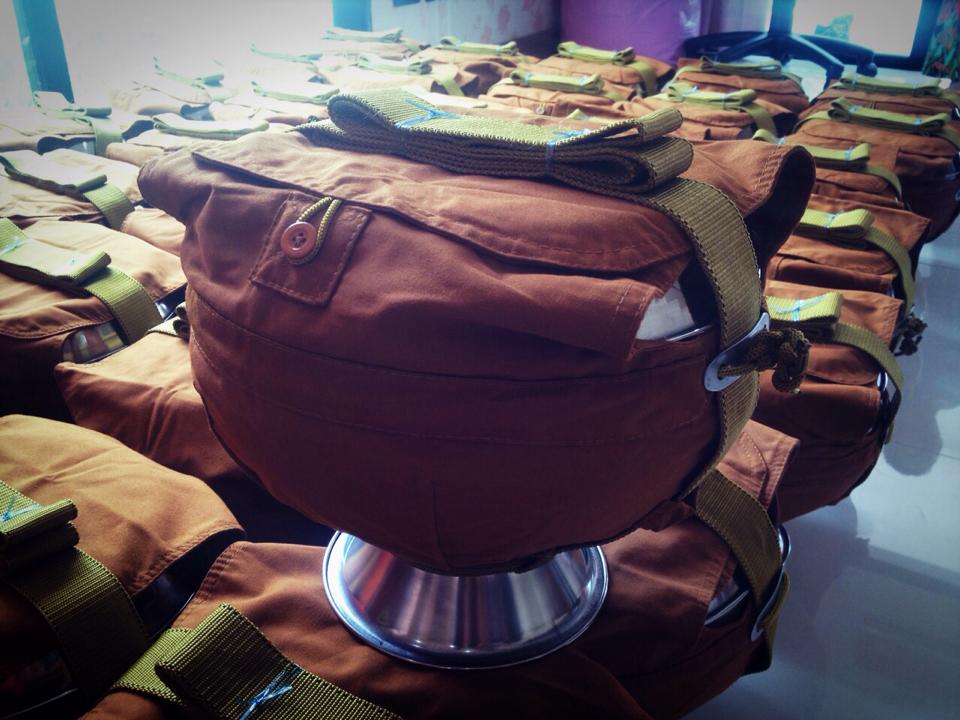 บาตรสแตนเลส 8 นิ้ว