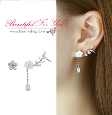 SK019 ต่างหูแฟชั่น ตุ้มหู สีเงิน แต่งรูปดอกไม้ สวยน่ารัก