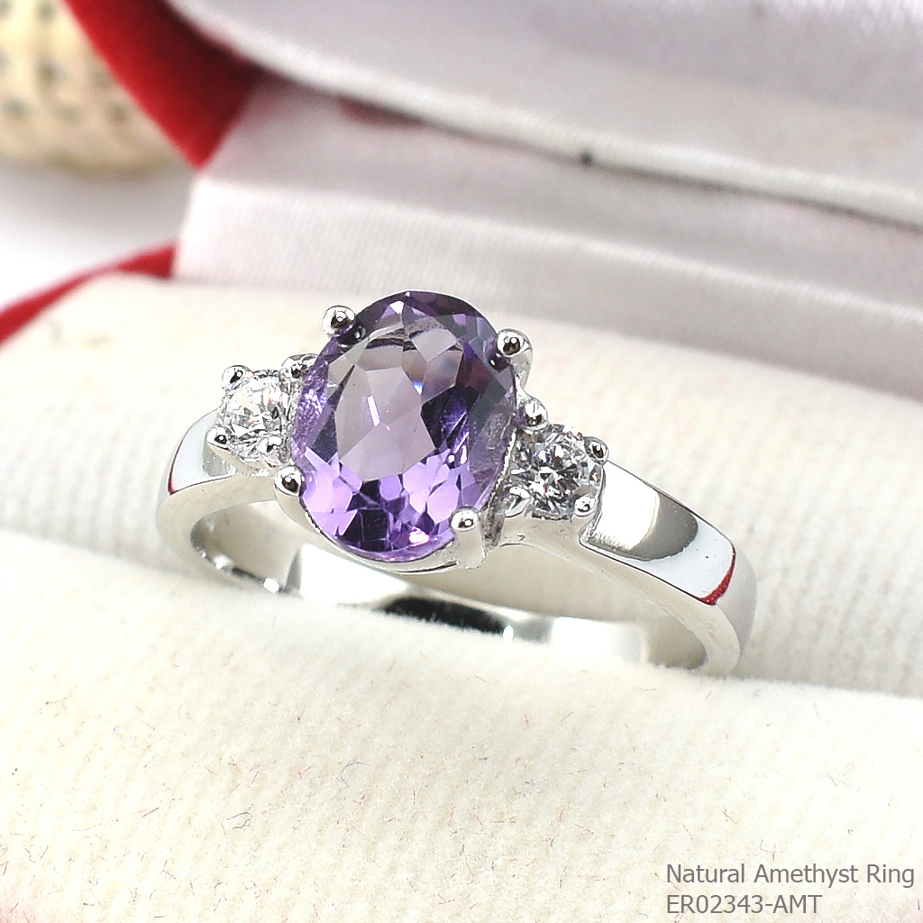 SKJewelryFactory แหวนเงินแท้ ฝังพลอยแอมิทิสต์แท้ ประดับด้วยเพชร ER02343-AMT