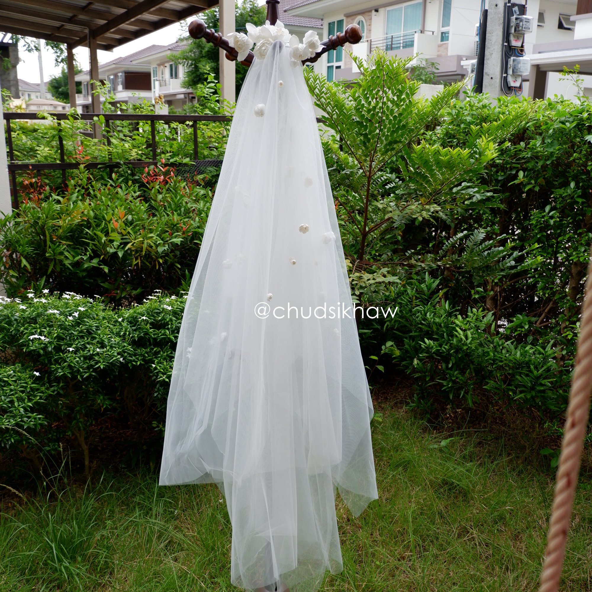 เวลเจ้าสาว Veil พร้อมดอกกุหลาบสีขาว เวลสีขาวออฟไวท์