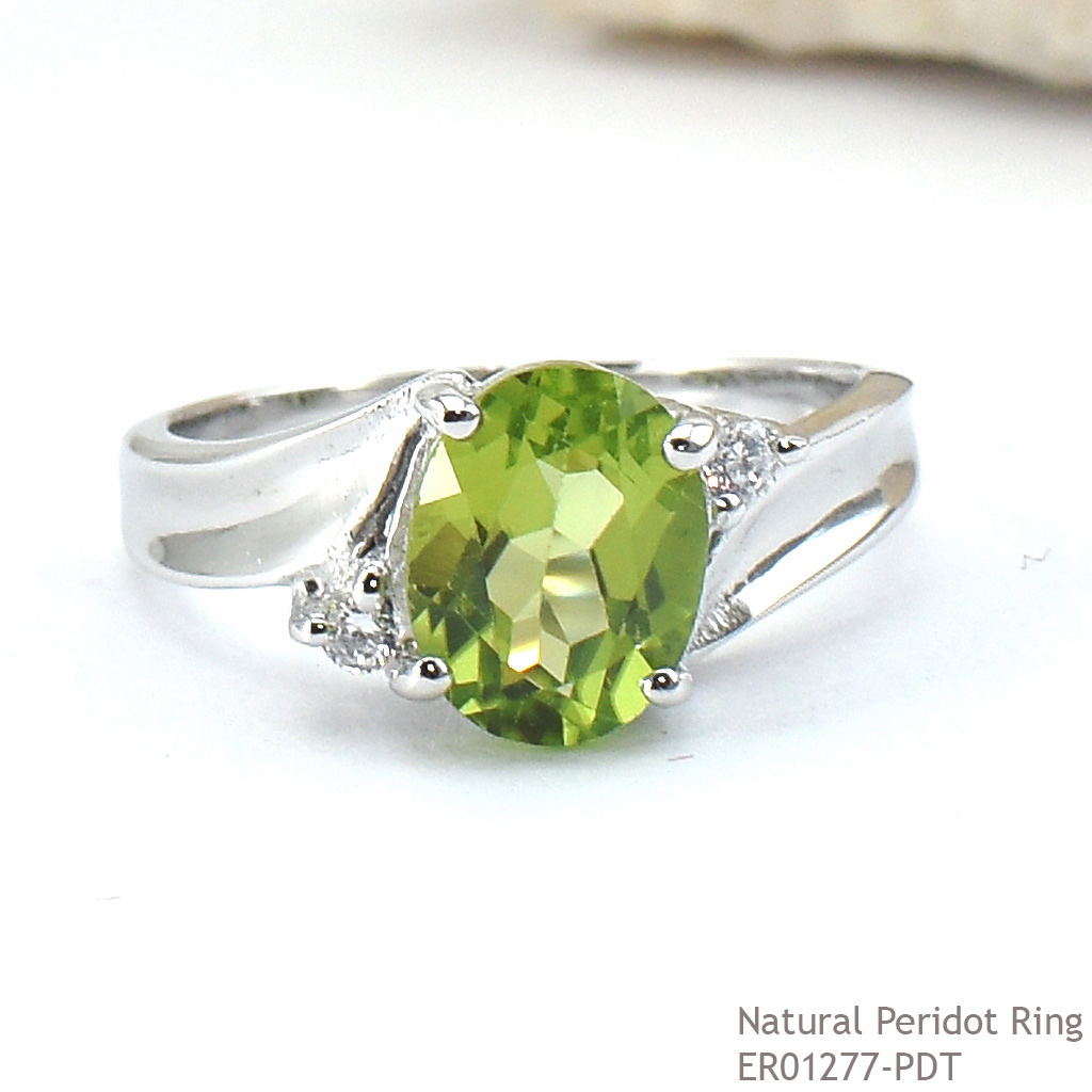 SKJewelryfactory แหวนเงินแท้ 92.5% ฝังพลอยเพอริดอทแท้ สไตล์น่ารัก ER01277-PDT