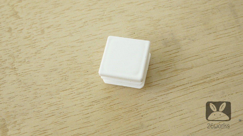 พลาสติกปิดเหล็กกล่อง 25x25 mm (1 นิ้ว) สวมใน สีขาวนวล