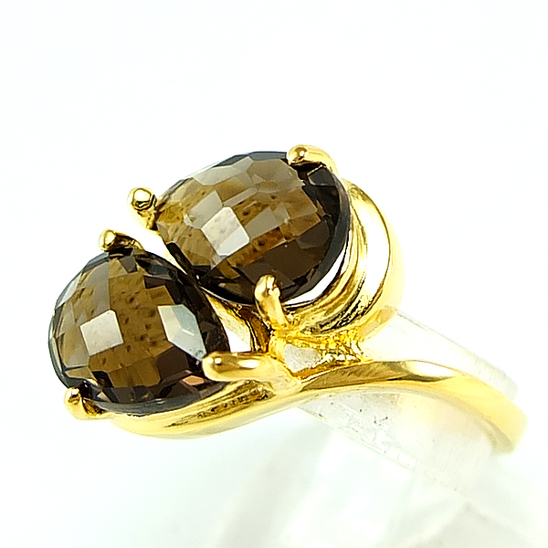 SKJewelryFactory แหวนเงินแท้ 92.5% ฝังพลอยสโมกกี้ควอทซ์แท้ ชุบทองคำแท้ มีชิ้นเดียว ER01118-SMQ-GP