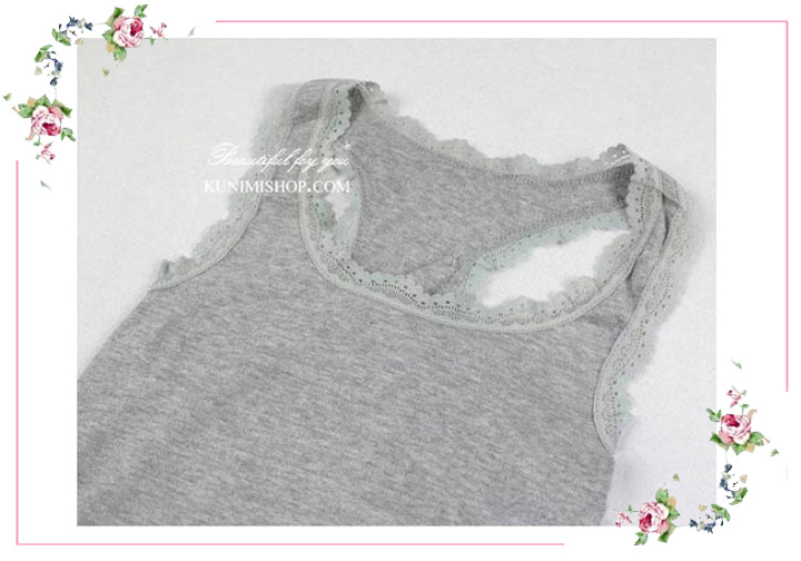  เสื้อกล้ามซับใน ขอบผ้าลูกไม้ เพิ่มความหวาน เสื้อกล้ามซับในผ้ายืด ลายลูกไม้ เพิ่มความหวาน น่ารัก จะใส่เดี่ยวๆ หรือใส่คู่กับเสื้ออีกตัวก็ดูดีครับ ขนาด FREE SIZE มี 3 สี ขาว เทา ดำ