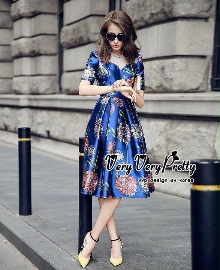 พร้อมส่ง ผ้าพิมพ์ลายดอกไม้สีสันคมชัด