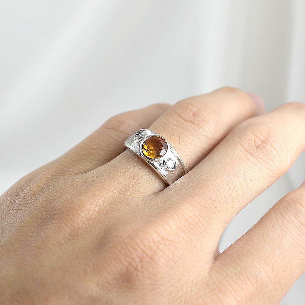 SKJewelryFactory แหวนพลอยซิทรินแท้ สไตล์แหวน 3 เม็ด ER00815-CIT