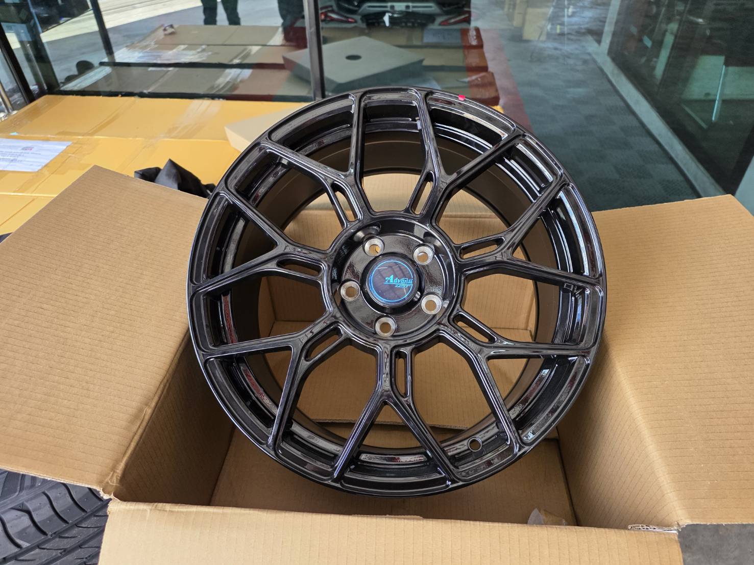 ล้อ Advanti ASPHALT ขอบ18x8.5 5x114.3 ET40 สีดำเงา *ราคาต่อวง* ล้อเบา เทคโนโลยี DST