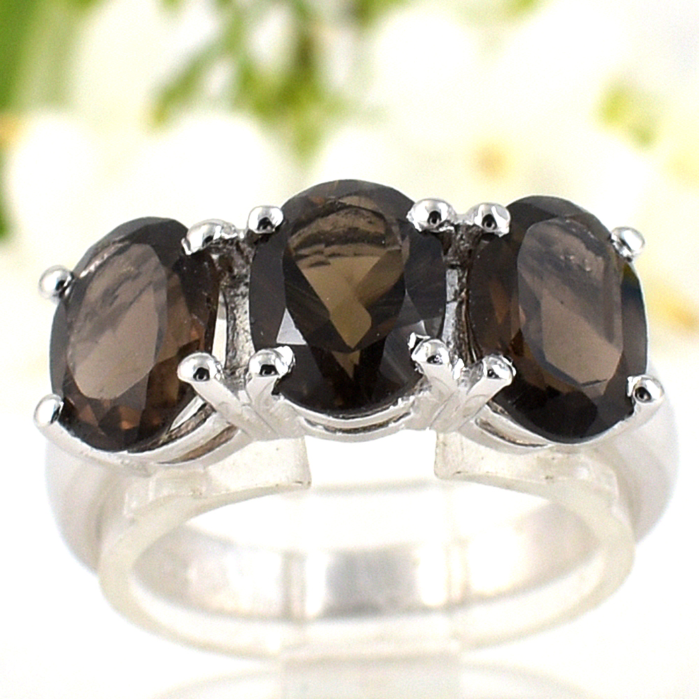 SKJewelryfactory แหวนพลอย3เม็ด ฝังพลอยสโมกกี้ควอทซ์แท้ ตัวเรือนเงิน ER01769-SMQ