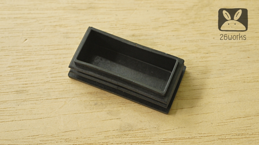 พลาสติกปิดเหล็กกล่อง 30x60 mm สวมใน