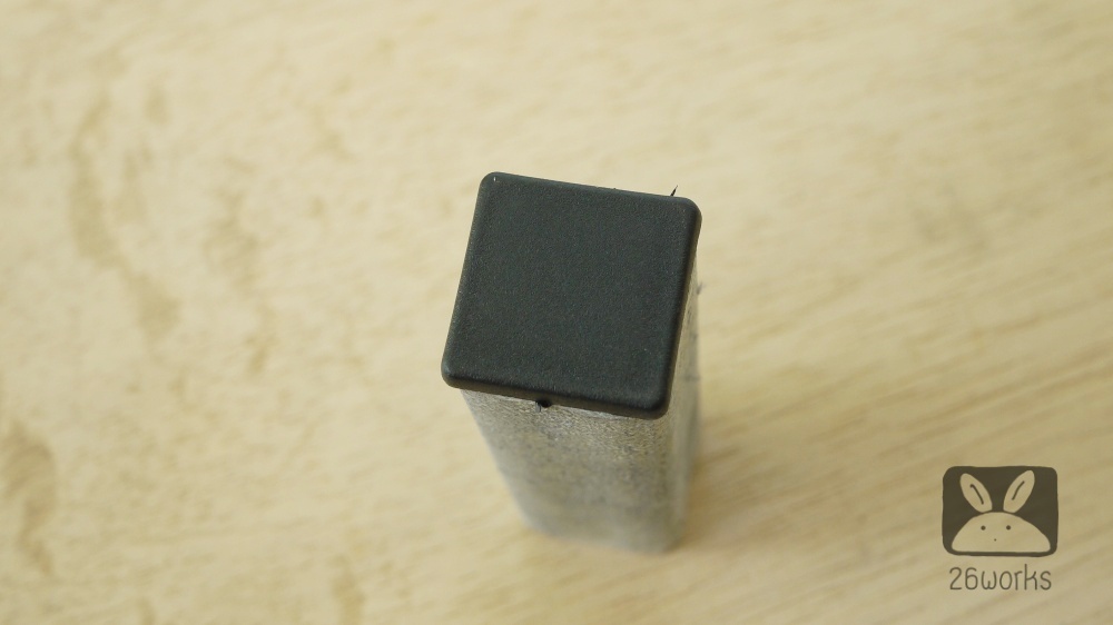 พลาสติกปิดเหล็กกล่อง 25x25 mm (1 นิ้ว) สวมใน