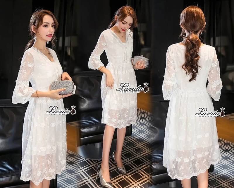 เดรสเกาหลี พร้อมส่ง ชุดเดรส ผ้าปักลายดอกไม้สีขาว