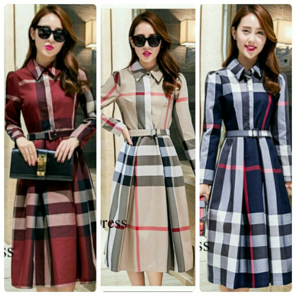 พร้อมส่ง เดรสตัวยาวลายแบรนด์ BURBERRY