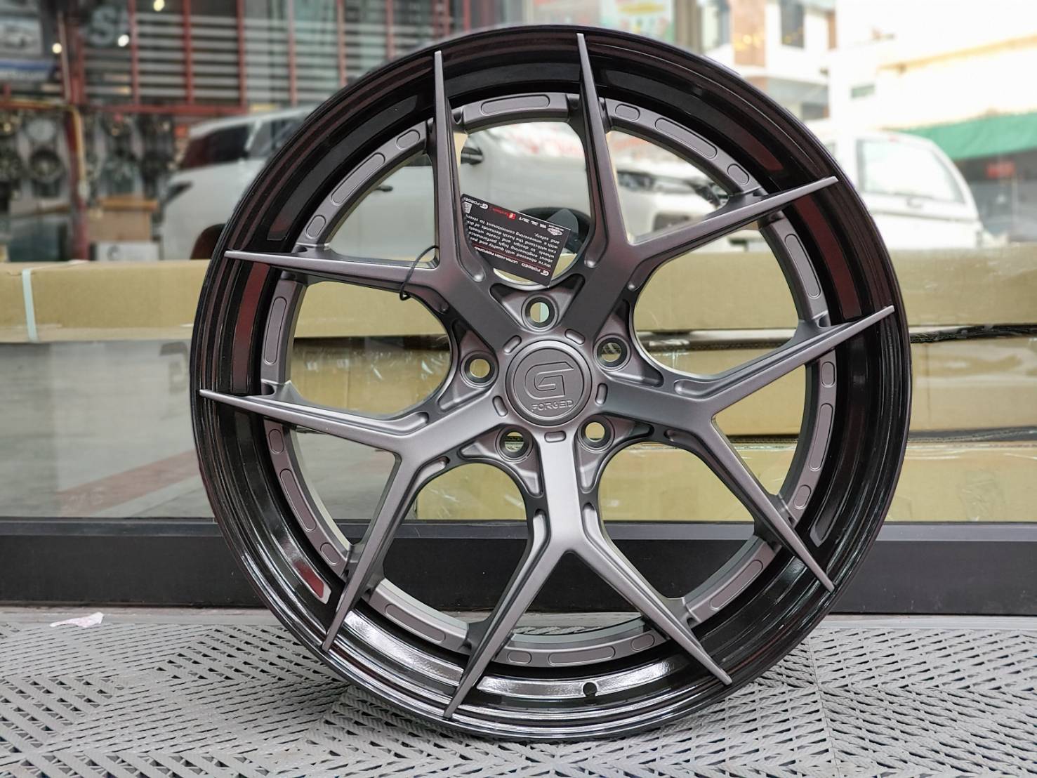 ล้อ G FORGED GF-01 ขอบ20X8.5/9.5 5X112/114.3 ET 32/42 สีเทาขอบดำเงา *ราคาต่อวง